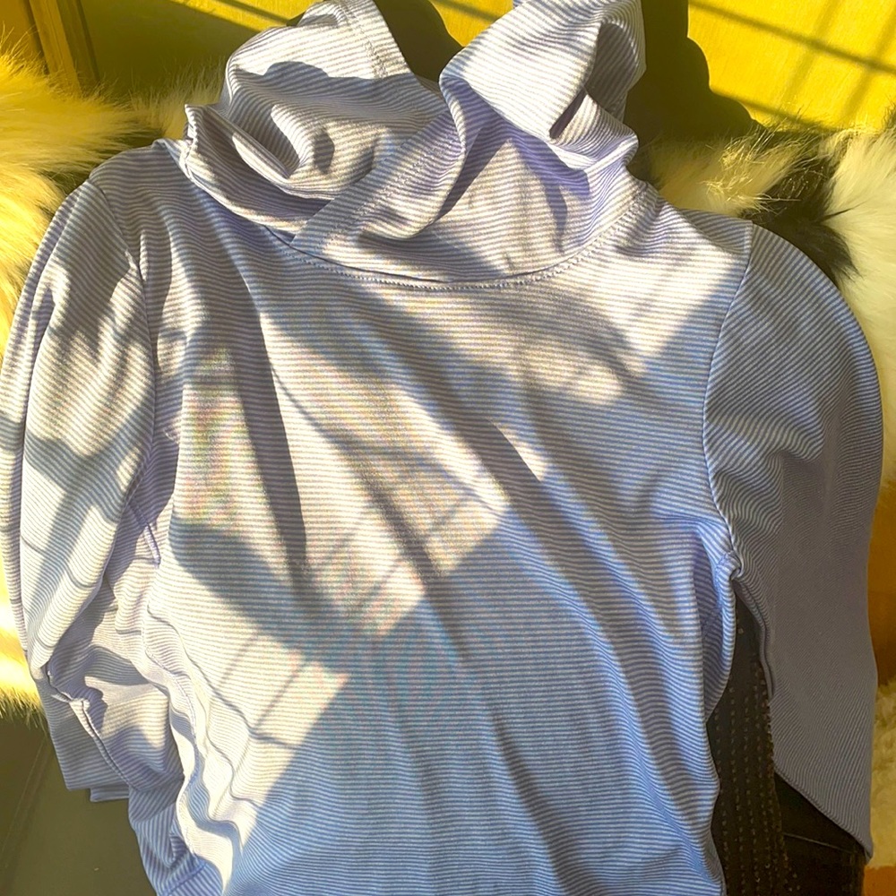 NWOT Long sleeve athletic striped shirt girls size 8 years. Hood & thumb holes.